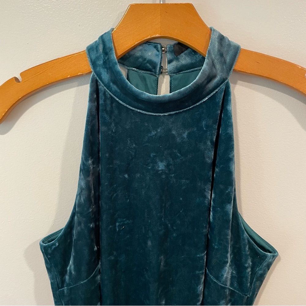 NWT Elegant Teal stretch Velvet Halter Dress Size 2